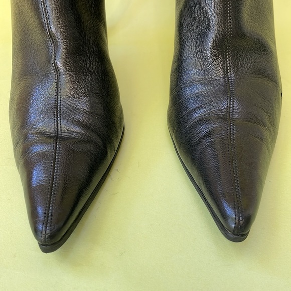 Vintage black Gucci pebble leather booties - Picture 7 of 14